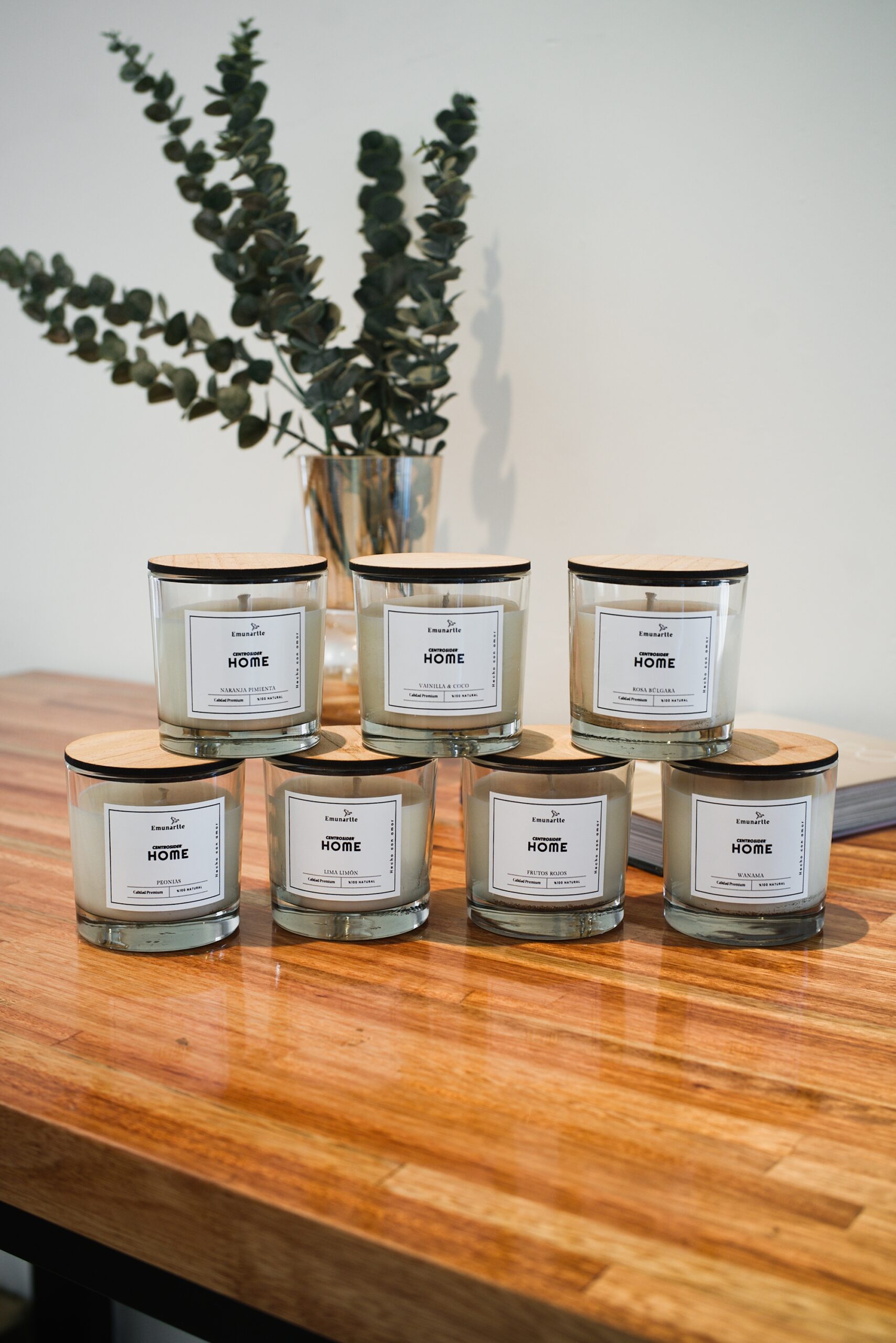 Vela Redonda Con Tapa De Madera Wanama - Aromas Home - Imagen 5